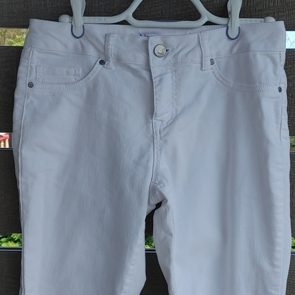 D-Jeans White Denim skinny leg jeans size 6‎